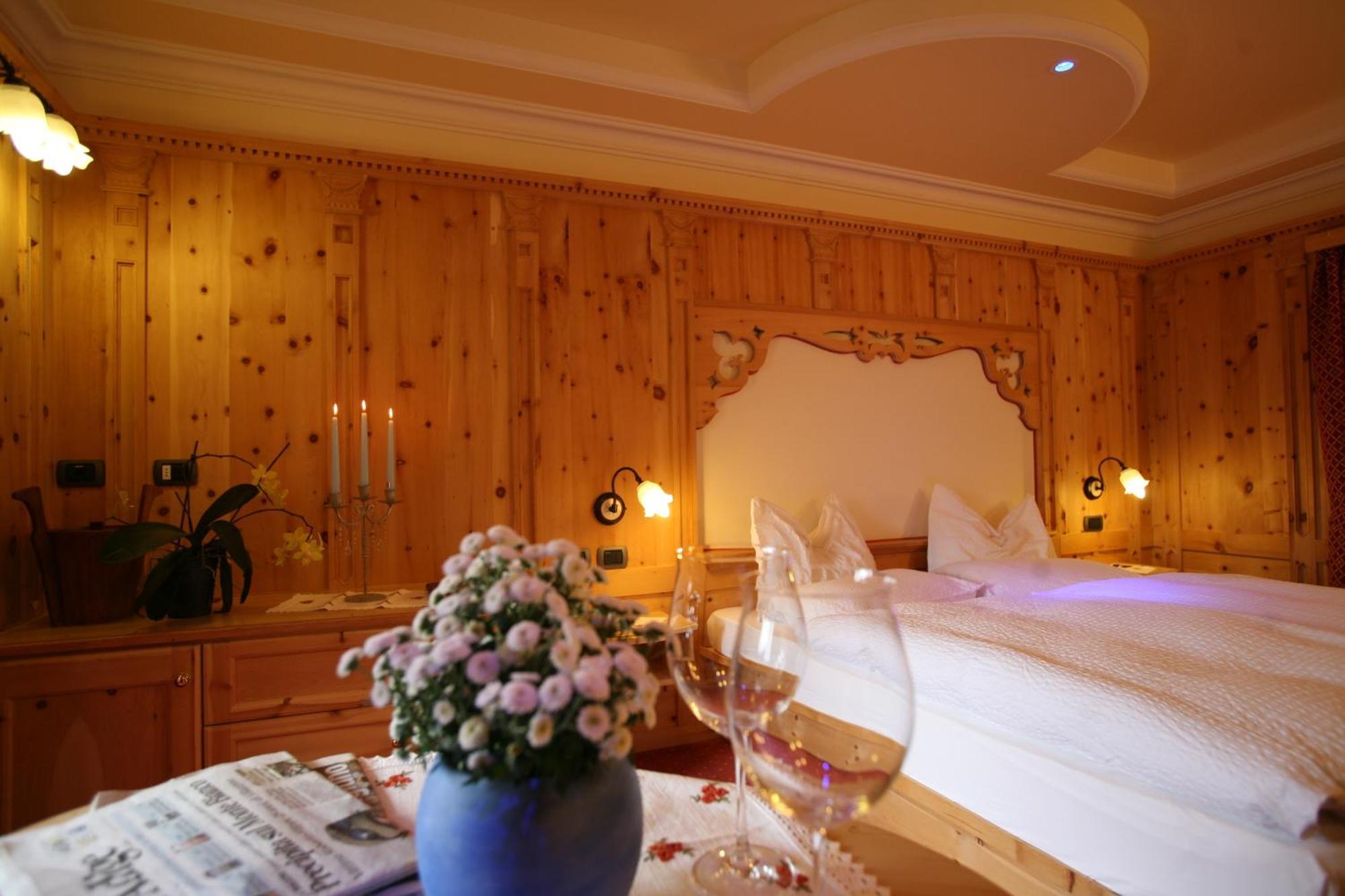 Hotel Bellavista Canazei Dış mekan fotoğraf
